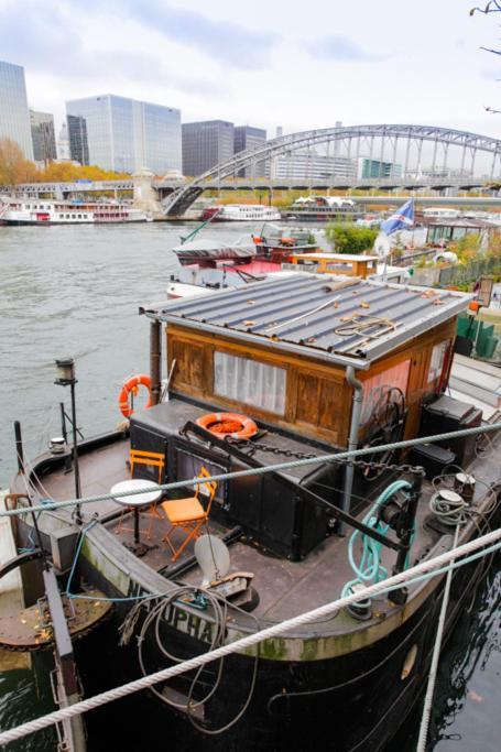 Péniche - Le Nénuphar Hotel Parigi Esterno foto